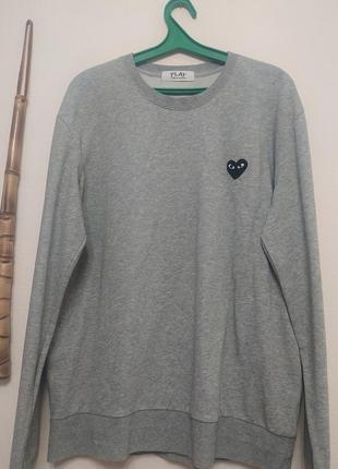 Красивый свитшот comme des garsons