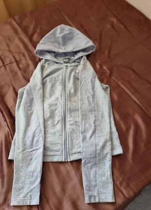 Спортивна кофта