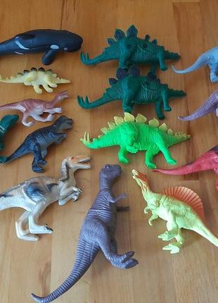 Динозавры игрушки