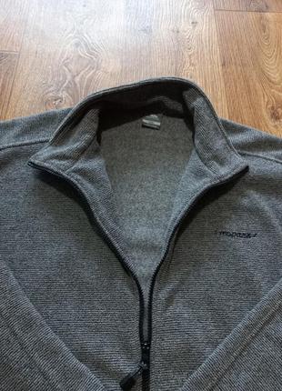 Мужская флисовая кофта с воротником . чоловіча флісова кофта з воротником .