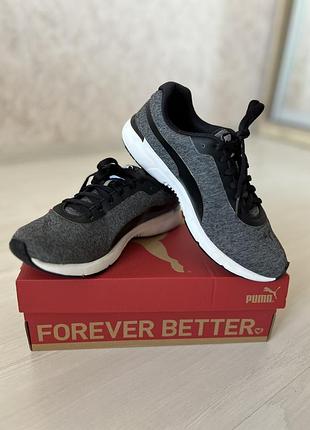 Кросівки бігові puma