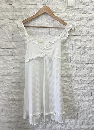 Сукня коротка