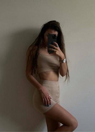 Костюм для заняття спортом: топ та шорти🌸2 фото