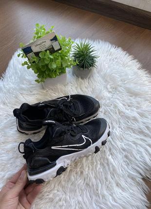 Кроссовки nike react
