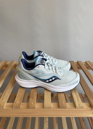 Кросівки жіночі saucony