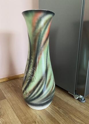 Ваза с красивым рисунком