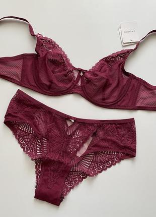 Бюстгальтер