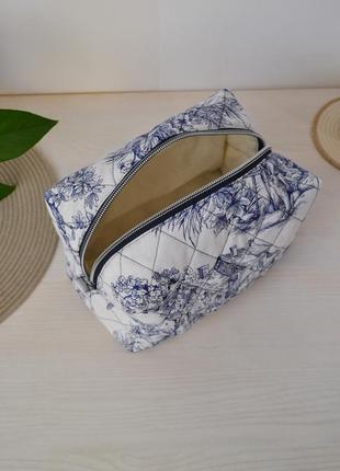 Содержимое косметичка ручной работы