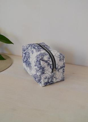 Содержимое косметичка ручной работы