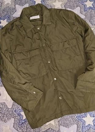 Zara крутящая ветровка 134-140 г