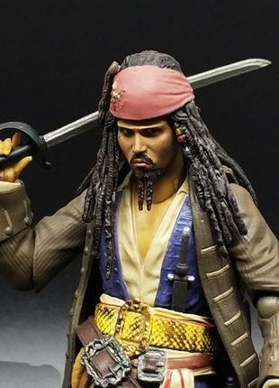 Игрушка капитан джек воробей фильма "пираты карибского моря". коллекционные action фигурки джека воробья 10