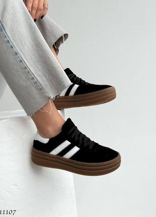 Кеды из натуральной кожи и замши женские на платформе