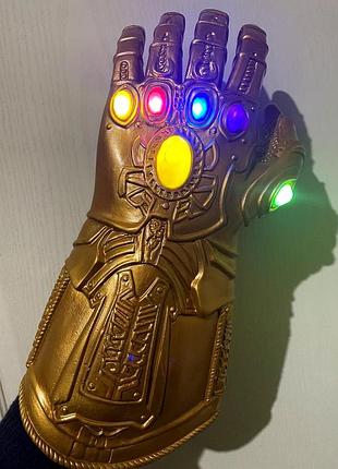 Светящаяся перчатка таноса. мстители: война бесконечности. перчатка бесконечности 34.5 см