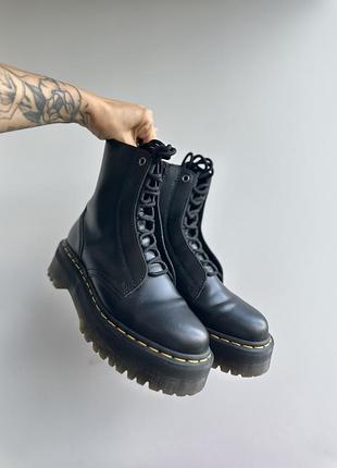 Продам ботинки dr.martens женские