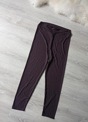 Коричневі штани брюки в рубчик