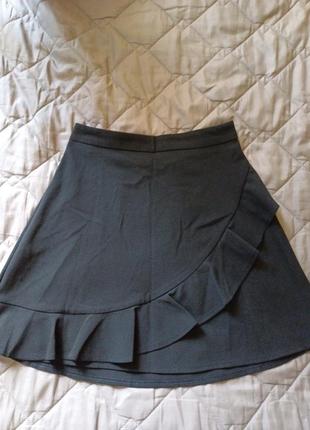 Шкільна спідниця george на 7-9 років.