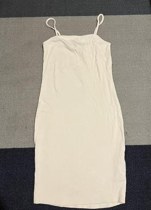 Плаття в рубчик