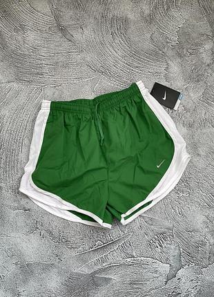 Шорты nike стана новый размер s
