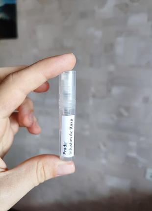 Prada infusion de rose 2017
