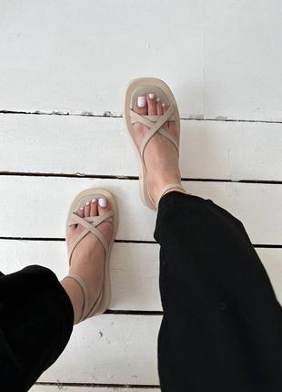 Босоножки сандали натуральная кожа бежевые римлянки с переплетом нюд на высокой подошве платформе танкетке5 фото