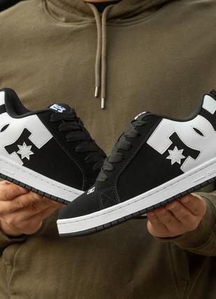 Кросівки в стилі dc shoes2 фото