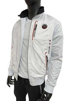 Мужская куртка ветровка, стильная и красивая