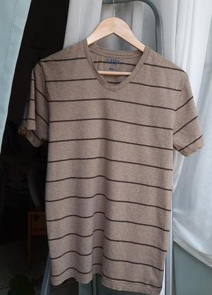 Бежевая мужская футболка old navy