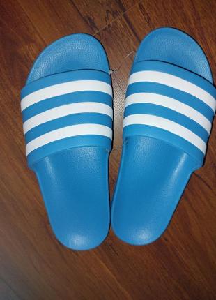 Шльопанці для басейну,  пляжні. adidas оригінал.
