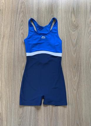 Жіночий суцільний купальник slazenger