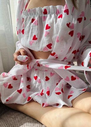 Женский костюм