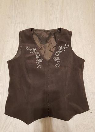 Жилетка