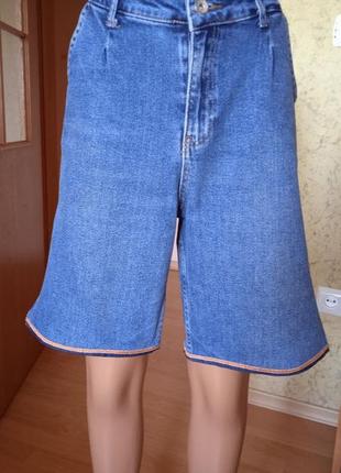 Джинсові шорти бермуди з розрізами rocca jeans.