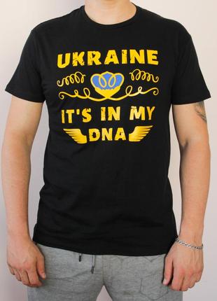 Футболка ukraine it's in my dna чорна з прапором україни (xs) чоловіча на літо