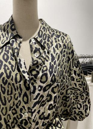 Шовкова сорочка