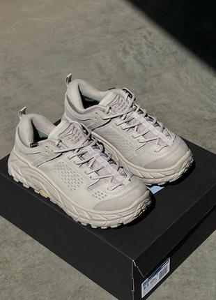 Кроссовки hoka