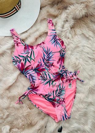 Закритий суцільний купальник з паралоном і утяжкою