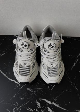 Кросівки для бігу