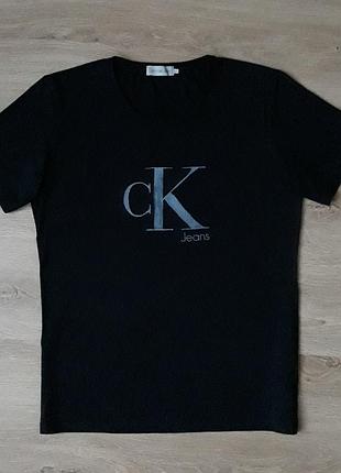 Calvin klein. футболка