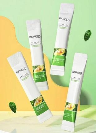 Маска для волосся з авокадо