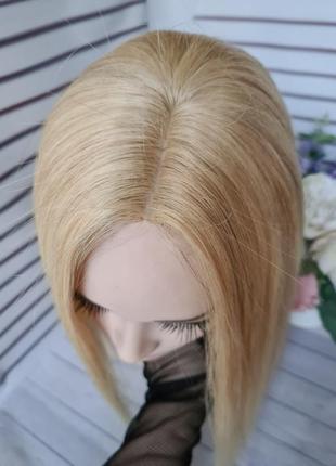 Накладка топпер макушка полупарик 100% натуральный волос и имитацией кожи головы.