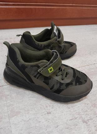 Стильні легесенькі кррсівки кросовки хаки милитари