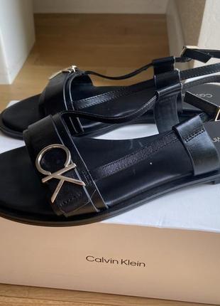 Босоніжки шкіряні calvin klein