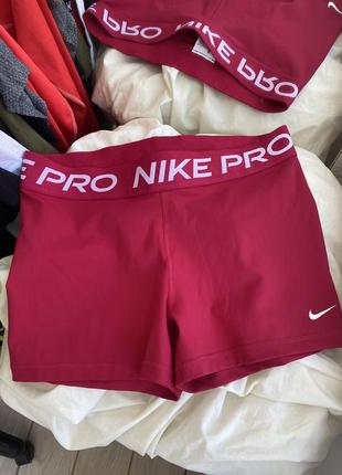 Спортивные шорты nike pro