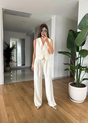 Костюм с жилеткой