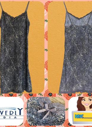 Мраморная ночная рубашка на бретелях, построенное на 46/54