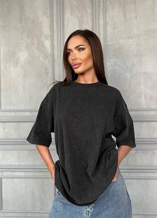 Футболка в стиле balenciaga со стразами графит белая розовая
