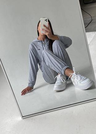 Костюм спортивный женский9 фото