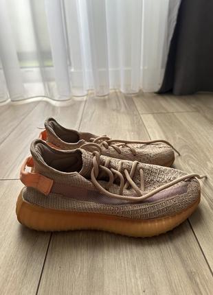 Кросівки adidas yeezy