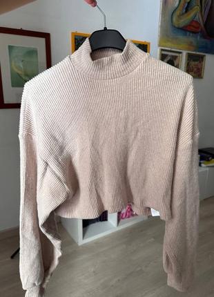 Укороченный свитер