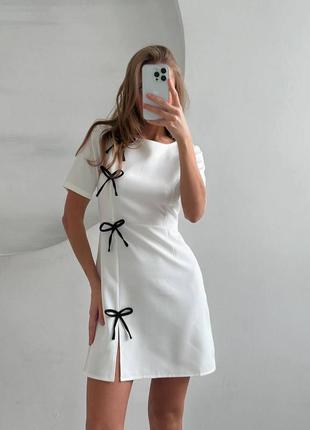 Коротка сукня з бантиками, костюмка люкс